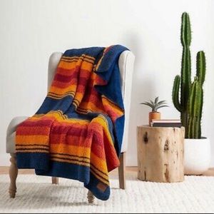 Pendleton King Blanket or Comforter